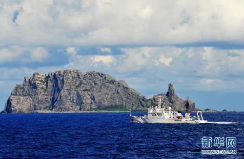 中国海监27船抵达钓鱼岛海域。 中国海监27船抵达钓鱼岛海域。