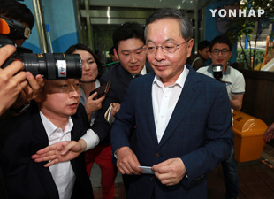 安大熙放弃韩总理提名资格称自己“德薄才疏”